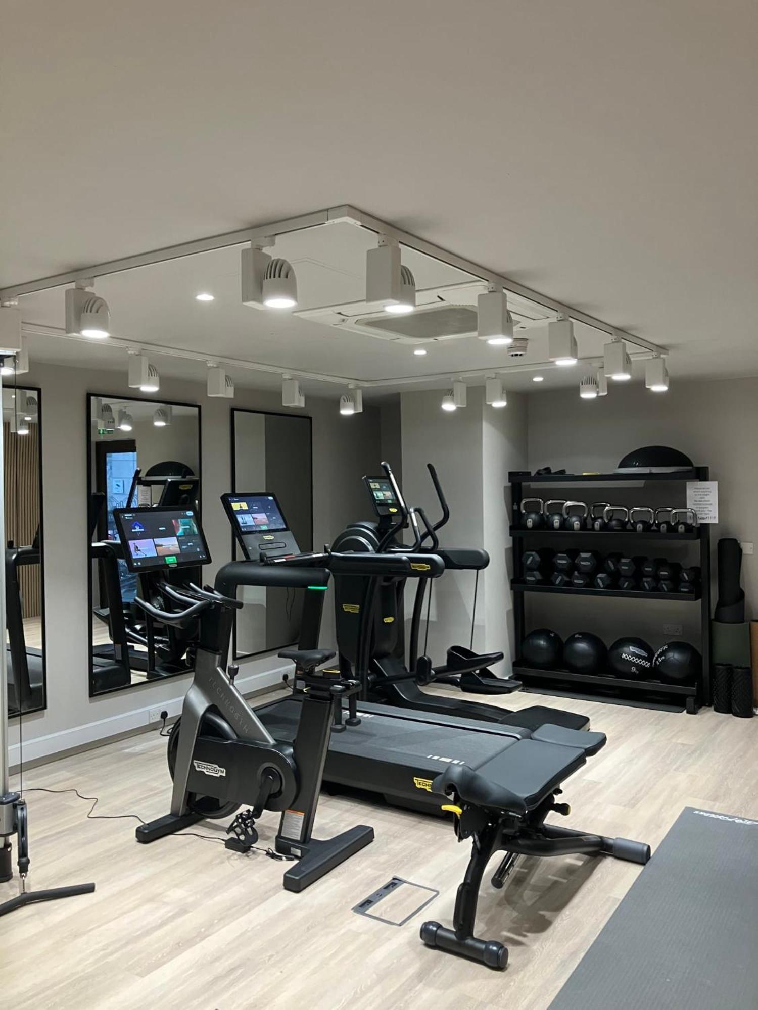 Apartment For Students Only Byrom Point In *